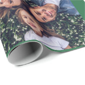 Festive Green Snowflakes Photo Collage Kerstmis Cadeaupapier (Rol Hoek)