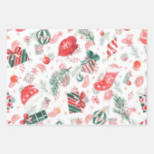 Festive kerstcadeautjes in papierbladen inpakpapier vel (Voorkant)