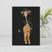 Festive kerstGiraffe, rode groene garland Feestdagenkaart (Staand voorkant)