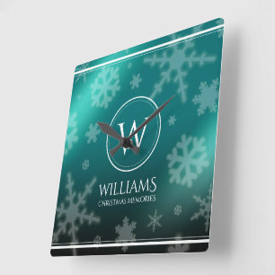 Festive Light Blue Folie Snowflakes Monogram Name Vierkante Klok