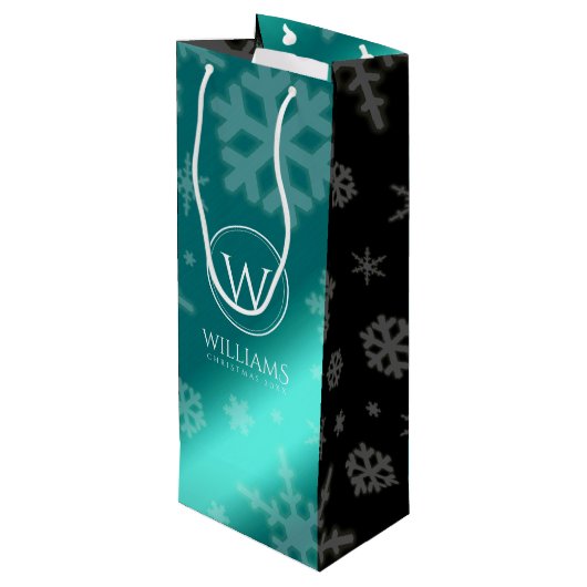 Festive Light Blue Folie Snowflakes Monogram Name Wijn Cadeautas (Achterkant Gekanteld)