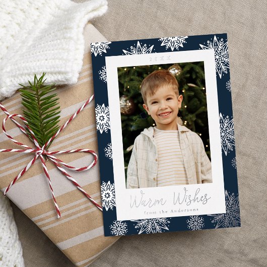 Festive Navy and Silver Snowflakes Foto Folie Feestdagenkaart