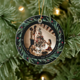 Festive nieuwjaar met rode rode bessen keramisch ornament