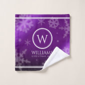 Festive Paarse Folie Snowflakes Monogram Naam Bad Handdoek (Wasdoekje)