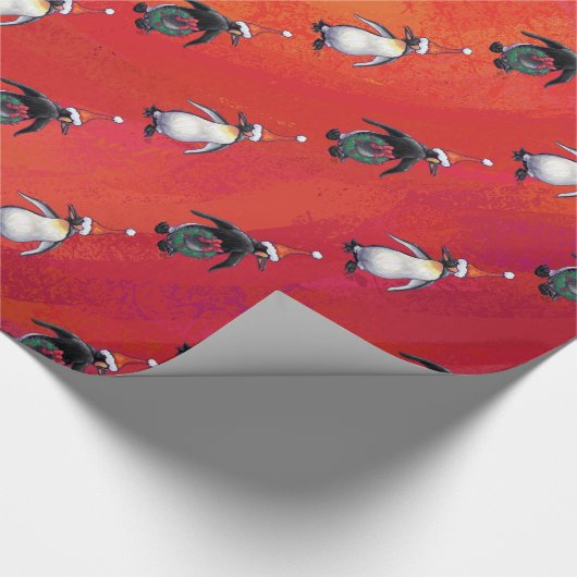 Festive Penguin in a Santa Hat Pattern Cadeaupapier (Hoek)