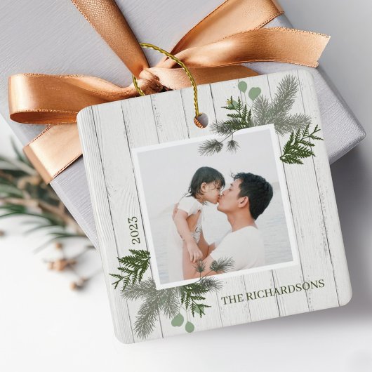 Festive Pine & Rustic White Wooden Shiplap Photos Keramisch Ornament