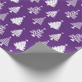 Festive Purple and White Christmas Tree Pattern Cadeaupapier (Hoek)