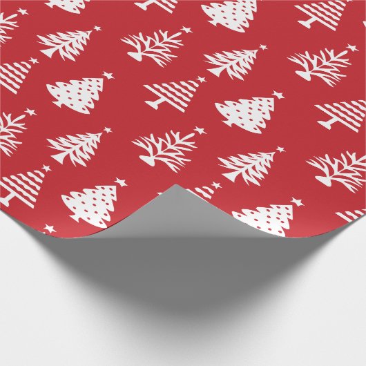 Festive Red and White Christmas Tree Pattern Cadeaupapier (Hoek)