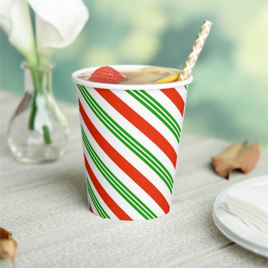 Festive Red en Green Candy Cane Striped Kerstmis Papieren Bekers (Insitu)