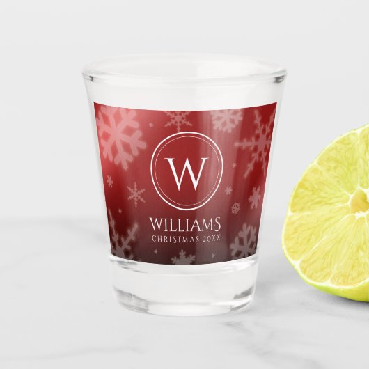 Festive Red Folie Snowflakes Monogram Naam Shot Glas (Voorkant)