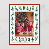 Festive Red Green Holly Berries kerstfoto Briefkaart (Voorkant)