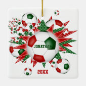 Festive red green voetbal blowout jongens meisjes keramisch ornament (Achterkant)