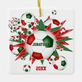 Festive red green voetbal blowout jongens meisjes keramisch ornament (Voorkant)
