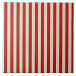 Festive Retro  Vertical PopCorn Stripes Tegeltje<br><div class="desc">Een retro-stijl festive popcorn rood en beige strepen decor in horizontale of verticale mode zijn een moderne klassieke grafische ontwerpstijl die altijd een groot aangepast cadeau voor jezelf of voor iemand die speciaal op je lijst staat, deze zijn zeker om bij elke feestelijke gelegenheid een indruk te maken. Stuur ons...</div>