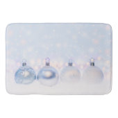 Festive Silver-kerstballen op sneeuw Badmat (Voorkant)