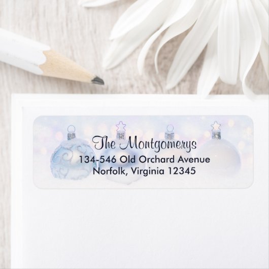 Festive Silver-kerstballen op sneeuw Etiket (Insitu)