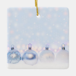 Festive Silver-kerstballen op sneeuw Keramisch Ornament