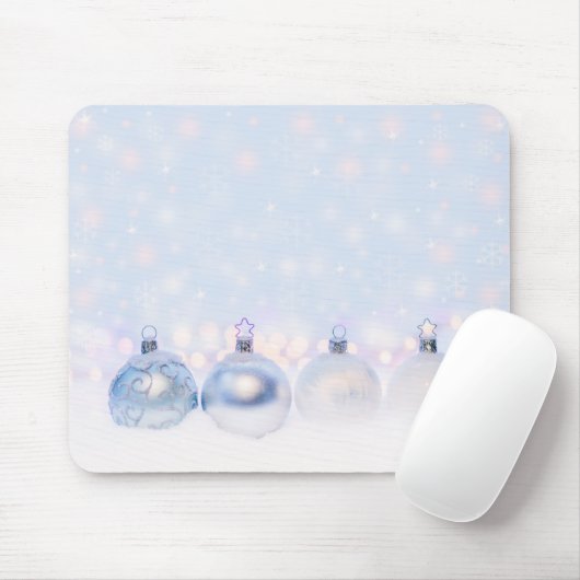 Festive Silver-kerstballen op sneeuw Muismat (Met muis)