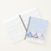 Festive Silver-kerstballen op sneeuw Notitieboek (Binnen)