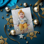 Festive Starry Happy Hanukkah Foto Gold Folie Feestdagen Briefkaart<br><div class="desc">Happy Hanukkah met joodse sterren in echte folie; kies uit goud,  roos goud of zilver. Donkere fotobedekking optioneel. Pas de achterzijkleur,  de tekst aan of voeg indien gewenst meer foto's toe.</div>