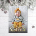 Festive Starry Happy Hanukkah Foto Gold Folie Feestdagenkaart<br><div class="desc">Happy Hanukkah met joodse sterren in echte folie; kies uit goud,  roos goud of zilver. Donkere fotobedekking optioneel. Pas de achterzijkleur,  de tekst aan of voeg indien gewenst meer foto's toe.</div>