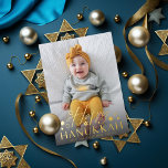 Festive Starry Happy Hanukkah Foto Gold Folie Feestdagenkaart<br><div class="desc">Happy Hanukkah met joodse sterren in echte folie; kies uit goud,  roos goud of zilver. Donkere fotobedekking optioneel. Pas de achterzijkleur,  de tekst aan of voeg indien gewenst meer foto's toe.</div>