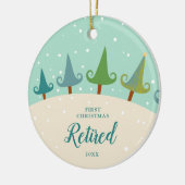 Festive Trees gepersonaliseerd Eerste Kerstmis in  Keramisch Ornament (Links)