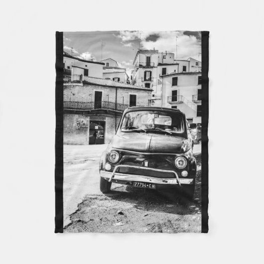 Fiat 500 in Italy Fleece Blanket, vintage car (Voorkant)