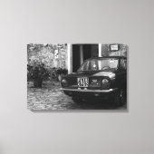 FIAT-auto in Italië in zwart-wit Canvas Afdruk (Voorkant)