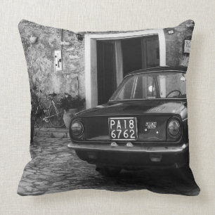  FIAT-auto in Italië in zwart-wit Kussen