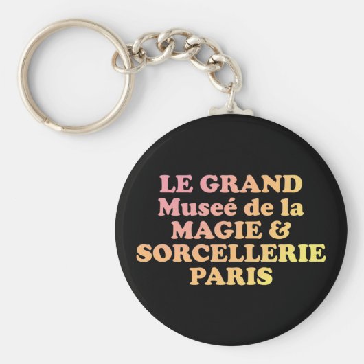 Fictional French Museum of Witchcraft & Wizardry Sleutelhanger (Voorkant)