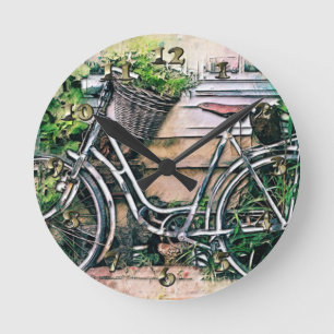 Fidel en mandje in de tuin ronde klok