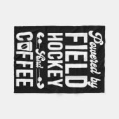 Field Hockey Coffee Powered By Field Hockey And Co Fleece Deken (Voorkant (Horizontaal))