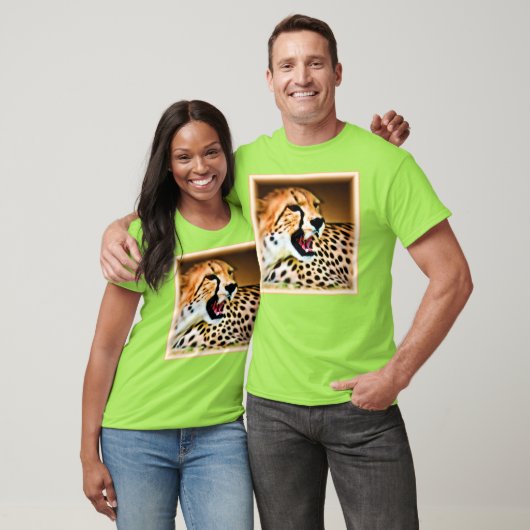 "Fierce and Fiery Cheetah Design" Bestel nu T-shirt (Unisex)