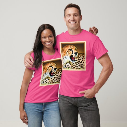 "Fierce and Fiery Cheetah Design" Bestel nu T-shirt (Unisex)