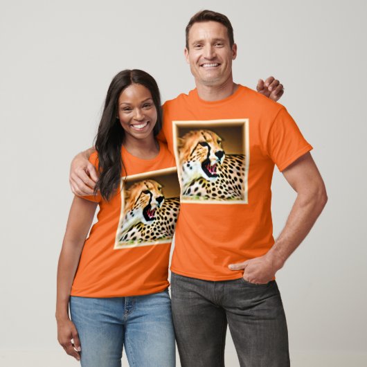 "Fierce and Fiery Cheetah Design" Bestel nu T-shirt (Unisex)