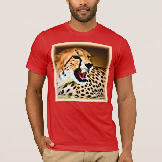 "Fierce and Fiery Cheetah Design" Bestel nu T-shirt (Voorkant)