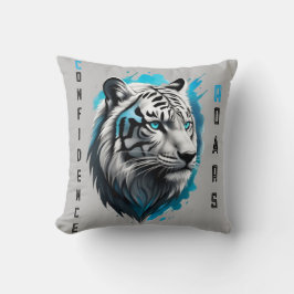 Fierce Elegance: Blauwogige Witte Tijger Stare Kussen