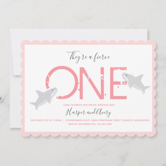 Fierce One Pink Twins Shark Animal Eerste Verjaard Kaart (Voorkant)