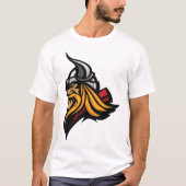 Fierce Viking Warrior Head Noorse helm en baard T-shirt (Voorkant)