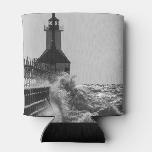 Fierce Waves in St Joseph Grayscale Blikjeskoeler (Achterkant)