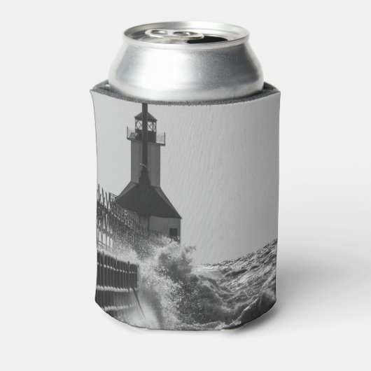 Fierce Waves in St Joseph Grayscale Blikjeskoeler (Blikje Achterkant)