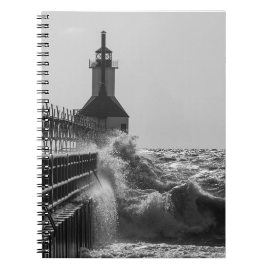 Fierce Waves in St Joseph Grayscale Notitieboek (Voorkant)