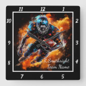 Fiery Football Action Vierkante Klok (Voorkant)
