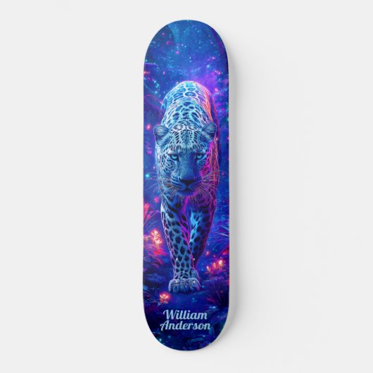 Fiery Glowing Blue Cheetah Cool Style Persoonlijk Skateboard (Voorkant)