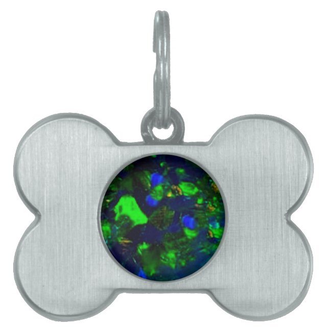 Fiery Green-Black Opal Giften van Sharles Huisdieren Naamplaatje (voorkant)