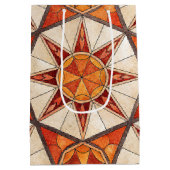 Fiery Red and Orange Starburst - Geometric Mosaic Medium Cadeauzakje (Achterkant)