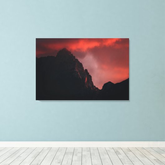 Fiery sunset in bergen canvas afdruk (Insitu (Houten vloer))