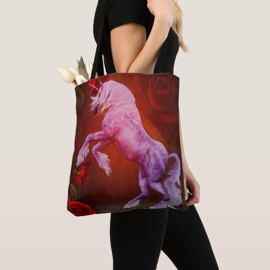 Fiery Unicorn en Rozen Fantasy Horse Tote Bag (Dichtbij)