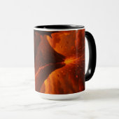 Fiery Volcano Mok – Bold Coffee Cup voor Natuur. (Voorkant rechts)